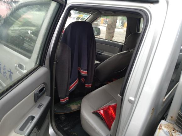 [广州·渝D] 二手长城风骏52011款 2.8T商务版 精英型