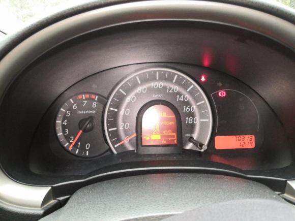 [苏州·苏E] 二手日产玛驰2010款 1.5L 手动易炫版