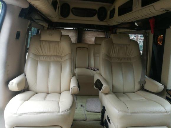 [上海·沪B] 二手GMCSAVANA2011款 6.0L 商务之星7座