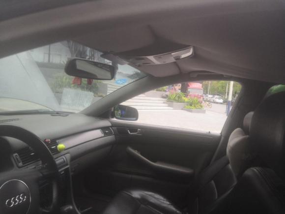 [佛山·粤A] 二手奥迪奥迪A62004款 1.8T 自动基本型