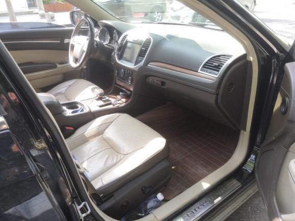 [西安·陕A] 二手克莱斯勒克莱斯勒300C2012款 3.6L 豪华版