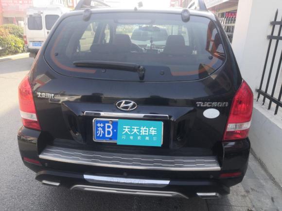 [无锡·苏B] 二手现代途胜2013款 2.0L 手动两驱时尚型