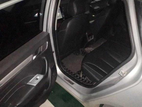 [武汉·鄂A] 二手荣威荣威ei62017年 1.0T 自动