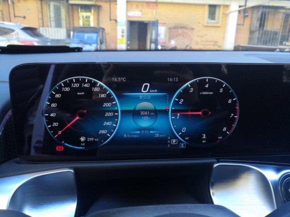 [北京·京A] 二手奔驰奔驰GLB2021款 GLB 200 动感型