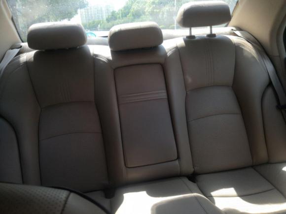 [苏州·沪C] 二手荣威荣威7502009款 2.5L 750E NAVI贵雅版