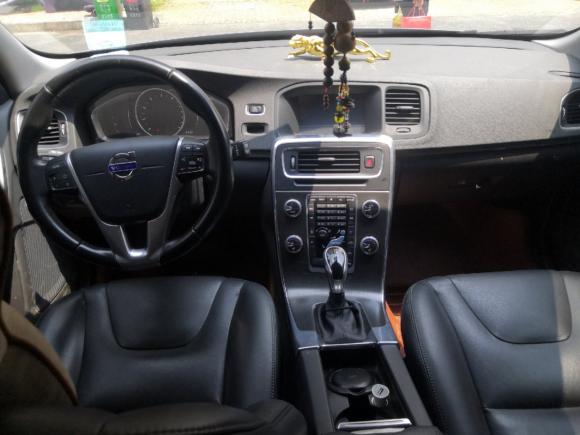 [南昌·赣F] 二手沃尔沃沃尔沃V602014款 改款 T5 智逸版