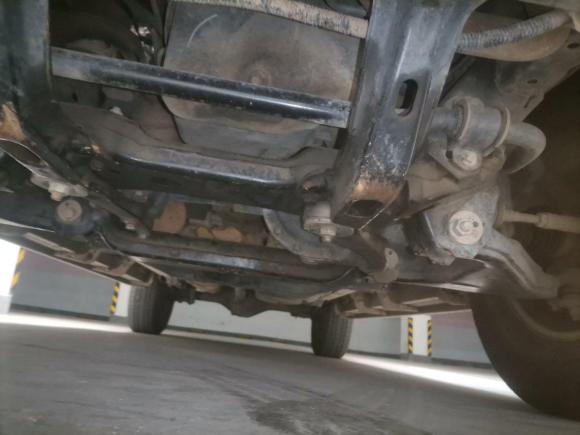 [武汉·鄂A] 二手江铃域虎52018款 2.4T经典版柴油手动四驱豪华型JX4D24A5L