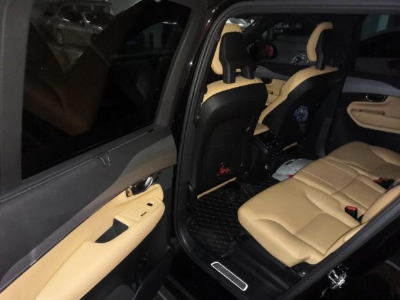 [武汉·鄂A] 二手沃尔沃沃尔沃XC902018款 T5 智逸版 7座