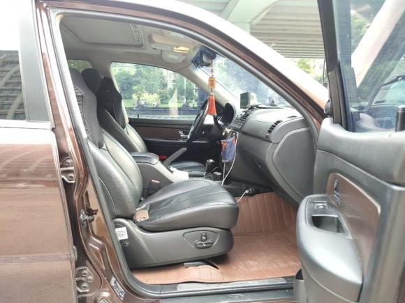 [成都·川A] 二手双龙雷斯特W2014款 2.0T 四驱豪华导航版7座