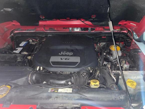 [佛山·鄂A] 二手Jeep牧马人2017款 3.0L Sahara 四门舒享版