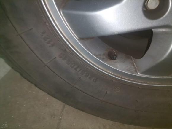 [武汉·鄂A] 二手江铃域虎52018款 2.4T经典版柴油手动四驱豪华型JX4D24A5L