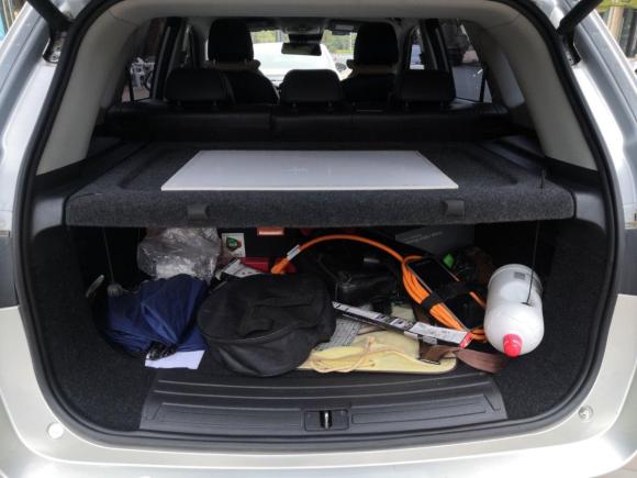 广州荣威荣威rx5新能源2017款erx550t混动互联尊荣旗舰版