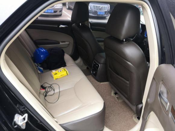 [无锡·苏B] 二手克莱斯勒克莱斯勒300C2013款 3.6L 尊崇版