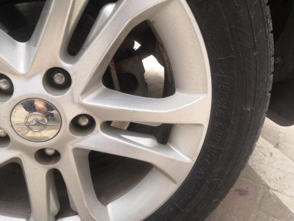 [芜湖·皖B] 二手海马海马S52015款 1.5T CVT豪华型运动版