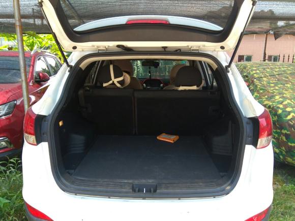 [广州] 现代 北京现代ix35 2013款 2.0l 自动两驱舒适型gl 国iv