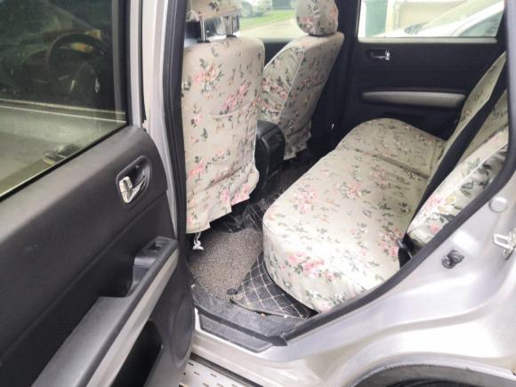 [武汉·鄂A] 二手东风风度东风风度MX62015款 2.0L CVT四驱卓越版