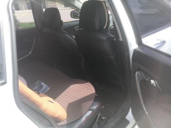 [金华·浙G] 二手奔腾奔腾X802015款 2.0L 自动舒适型