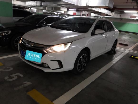 比亚迪秦2015款 1.5T 双冠旗舰版「上海二手车」「天天拍车」