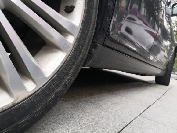 [无锡·苏B] 二手克莱斯勒克莱斯勒300C2013款 3.6L 尊崇版