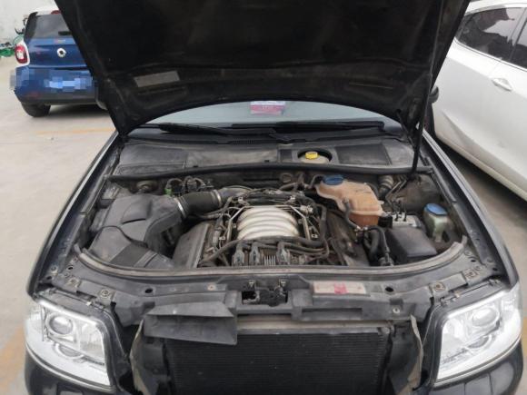 [济南·鲁A] 二手奥迪奥迪A62004款 2.4L 豪华舒适型