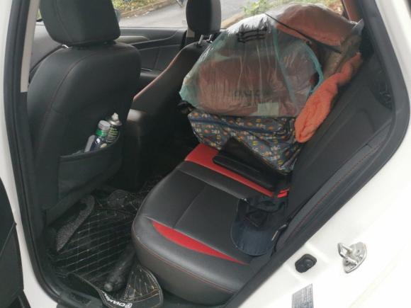 [武汉·鄂A] 二手长安逸动XT2016款 1.6L 手动俊酷型