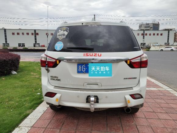 [义乌·浙G] 二手五十铃五十铃mu-X2015款 2.5T 四驱自动尊享型 7座