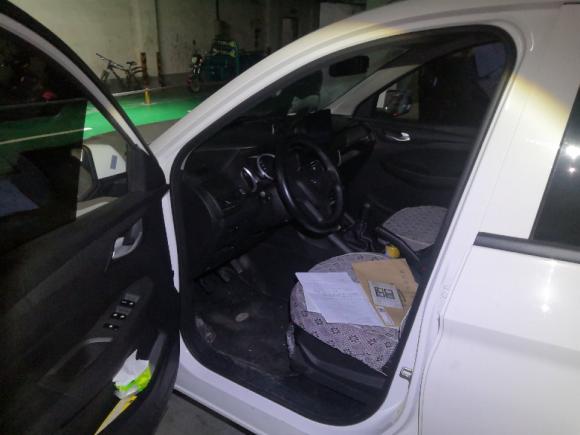 [合肥·皖A] 二手五菱汽车五菱宏光S32018款 1.5L 手动标准型 国V