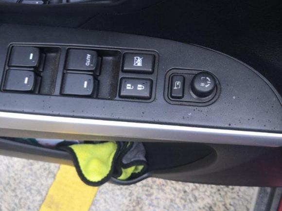 [金华·桂A] 二手铃木锋驭2014款 1.6L CVT两驱精英型