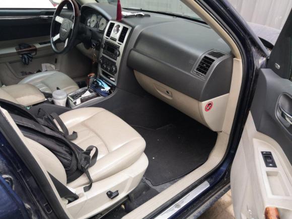 [北京·京K] 二手克莱斯勒克莱斯勒300C2004款 2.7 V6