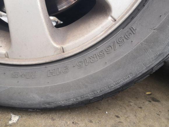 [宁波·鄂F] 二手标致标致3072012款 两厢 1.6L 手动舒适版