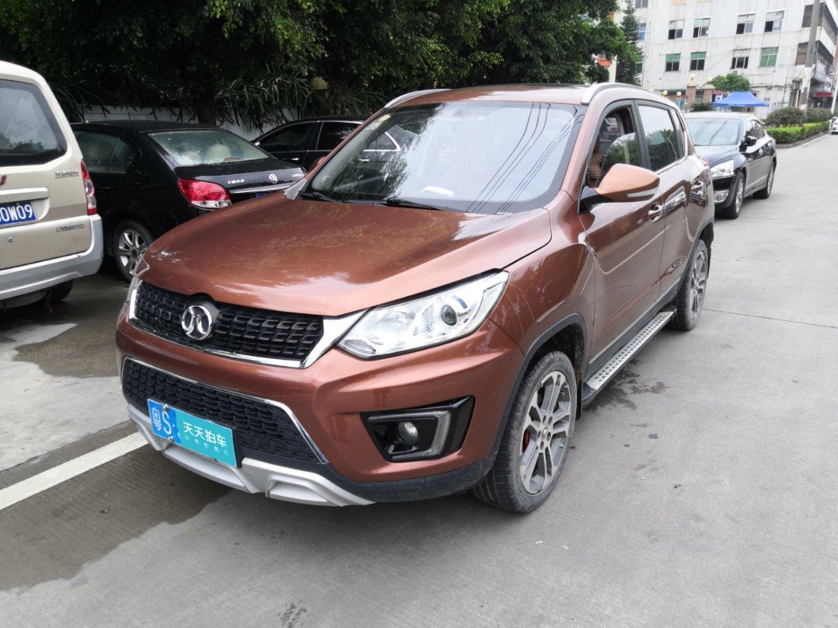 70万,车主哭了:开玩笑吧?开了5年的北汽绅宝绅宝x35卖了多少钱?