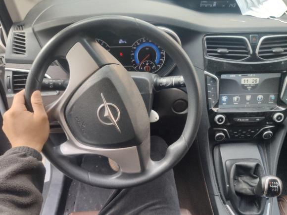 [南通·苏F] 二手海马福美来F72017款 1.5T 7座手动标准型