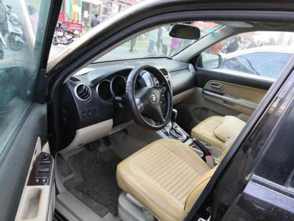 [西安·陕A] 二手铃木超级维特拉2012款 2.4L AT豪华导航5门版