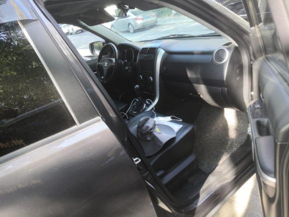 [上海·沪B] 二手铃木超级维特拉2012款 2.4L AT豪华导航5门版