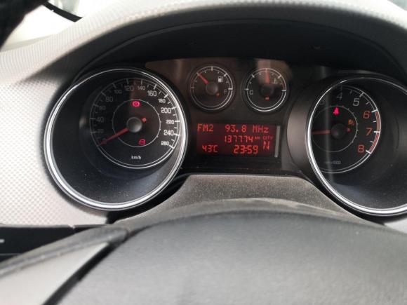 [上海·沪C] 二手菲亚特博悦2011款 1.4T AMT舒适版