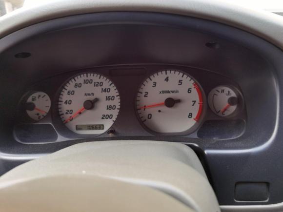 [无锡·苏B] 二手日产帕拉丁2004款 2.4L 两驱黑内饰型