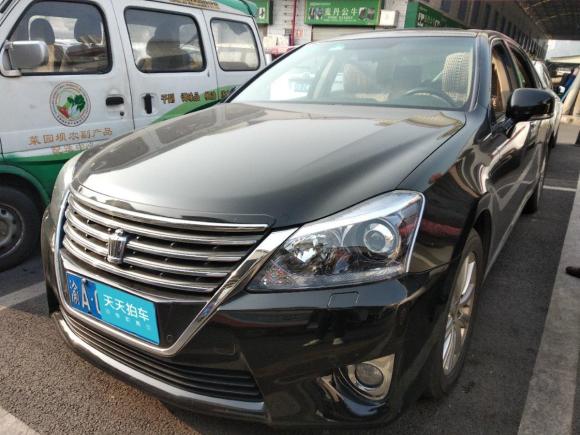 重庆丰田皇冠2012款25lroyal舒适版