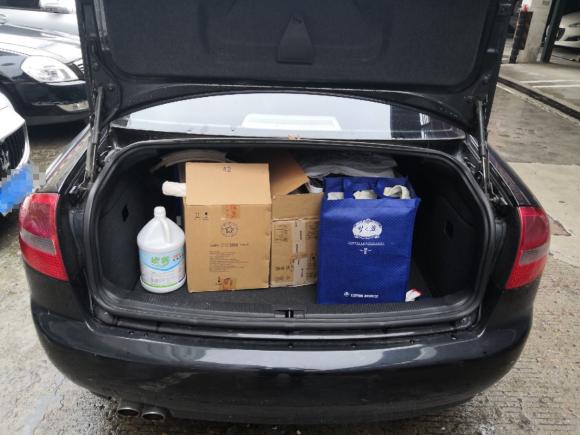 [南通·沪C] 二手奥迪奥迪A6    2004年    2.4L      自动