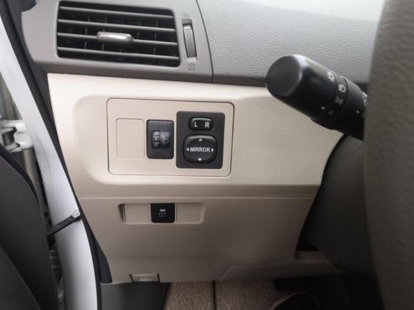 [广州·粤A] 二手丰田逸致2015款 180E CVT跨界版