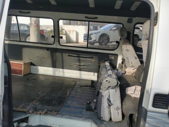 [武汉·鄂A] 二手金旅金旅海狮2010款 2.2L标准轴高级版491Q-M