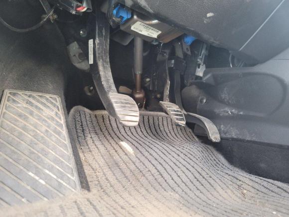 [温州·粤L] 二手东风风行景逸X52015款 1.8T 手动尊享型