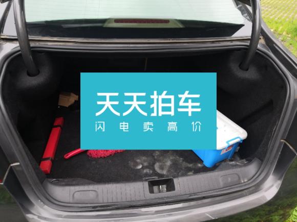 [济南·苏A] 二手荣威荣威9502012款 2.0L 舒适版