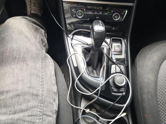 [深圳·粤B] 二手宝马宝马2系多功能旅行车2015款 218i 领先型