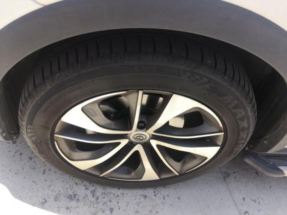 [南通·苏F] 二手中华中华V72018款 280T DCT尊贵型 7座