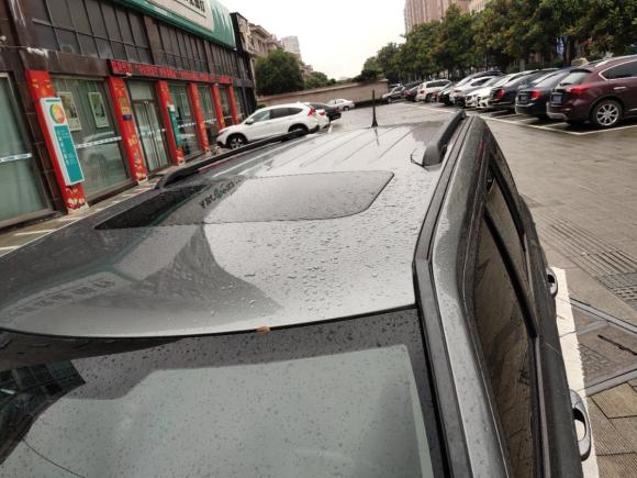 [义乌·浙G] 二手Jeep自由客2012款 2.4 运动版