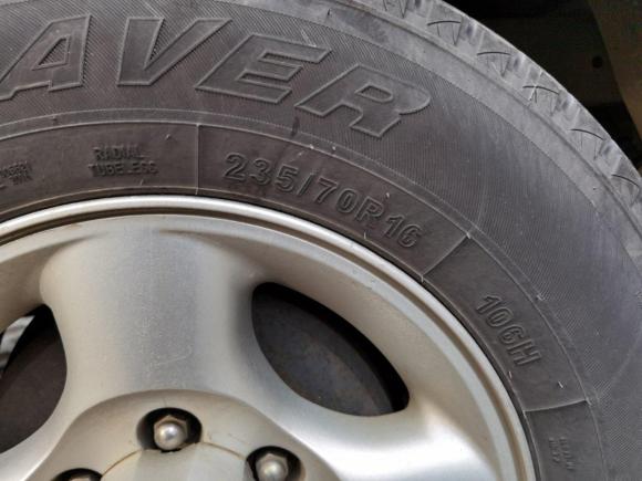 [无锡·苏B] 二手日产帕拉丁2004款 2.4L 两驱黑内饰型