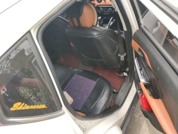 [西安·晋M] 二手北汽绅宝绅宝X352016款 1.5L 手动豪华版