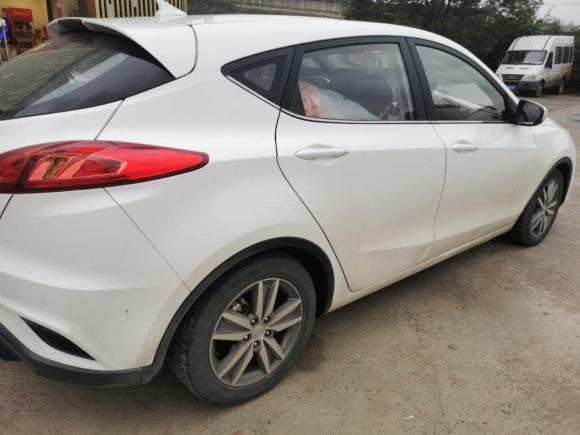 [武汉·鄂A] 二手长安逸动XT2016款 1.6L 手动俊酷型