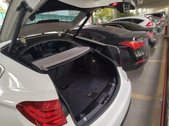 [济南·鲁A] 二手宝马宝马5系GT2011款 535i xDrive豪华型