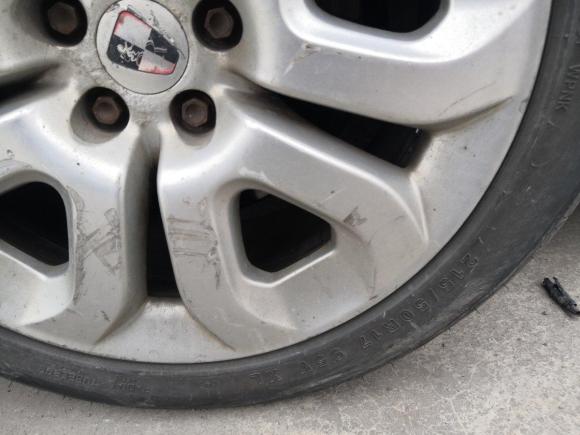 [义乌·浙G] 二手荣威荣威5502012款 550D 1.8T 自动品臻版